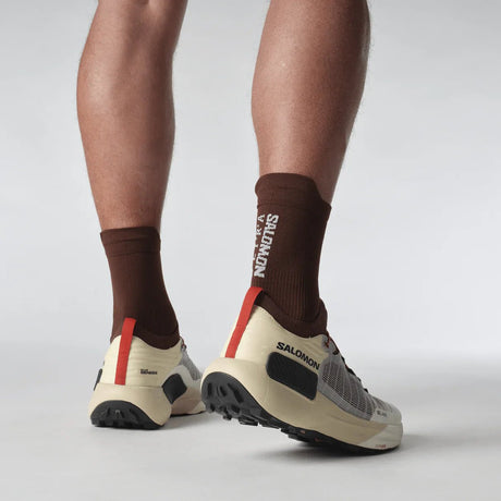 Hardloopschoenen vs. trailrunschoenen: wat is het verschil – en welke heb jij nodig? - Trail.nl