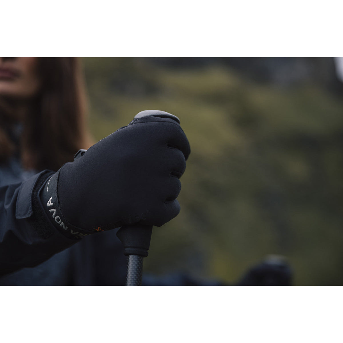 Extremities Contact Insulated Waterproof Power Liner Gloves