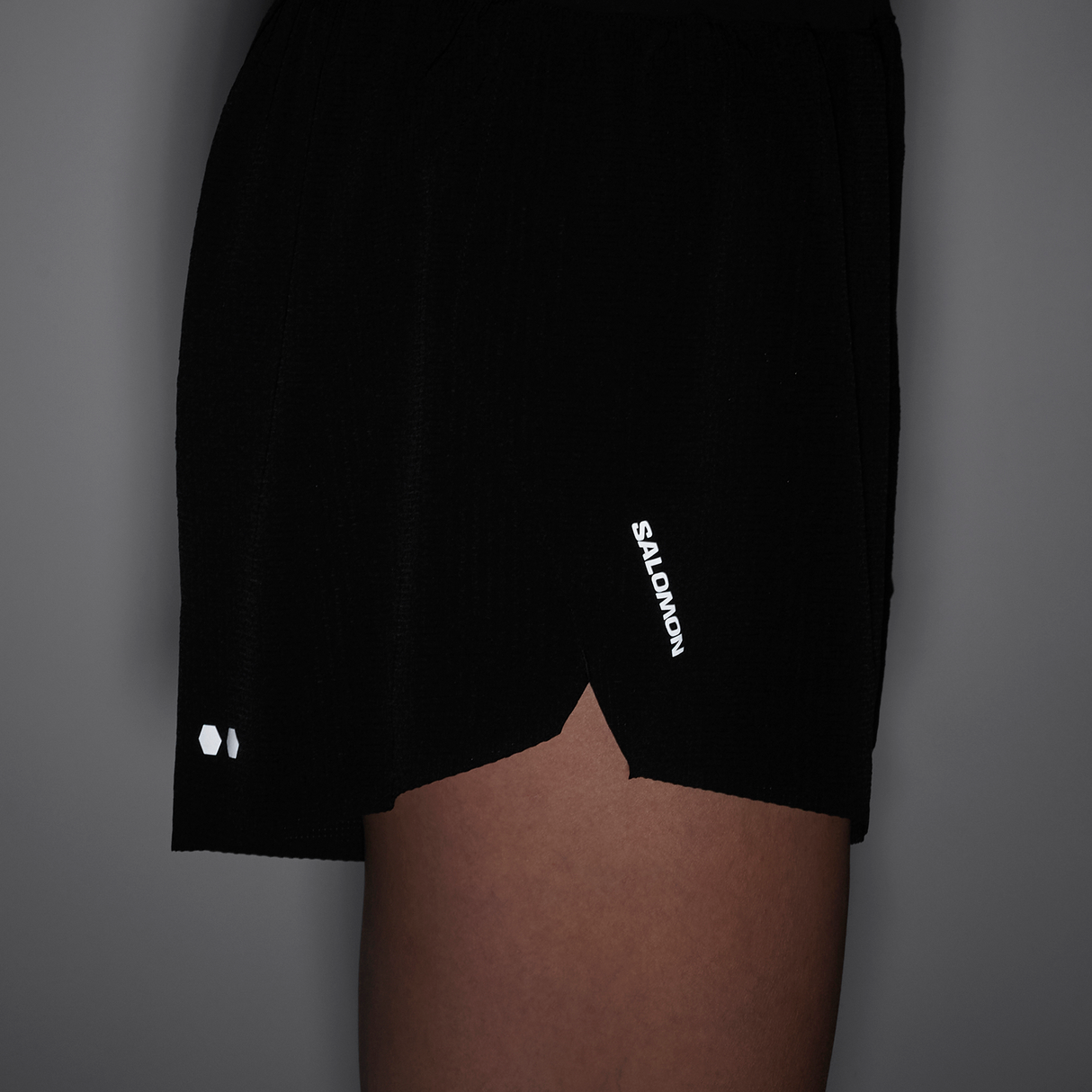 Salomon Sense Aero Stow 4" Shorts Dames