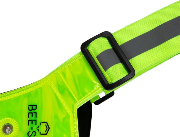Bee Safe | Led Harness USB-C met Phone-Pocket | Reflectievest | Trail.nl