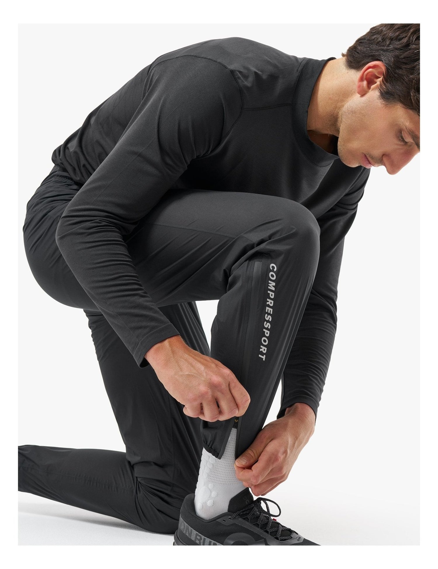 Compressport | Hurricane Waterproof Pants 2.0 | Regenbroek | Unisex | 2.5 Laags | Trail.nl