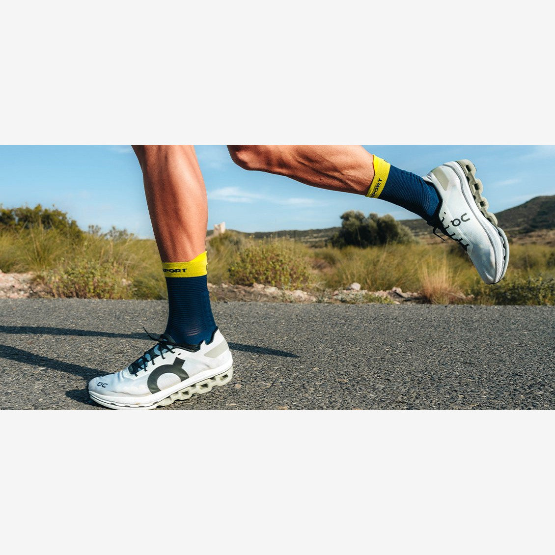 Compressport Pro Racing Socks Run V4.0 High | Trail.nl