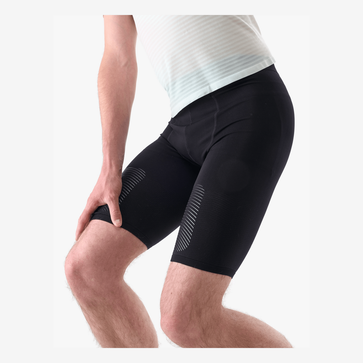 Compressport Trail Under Control Short Heren | Trail.nl