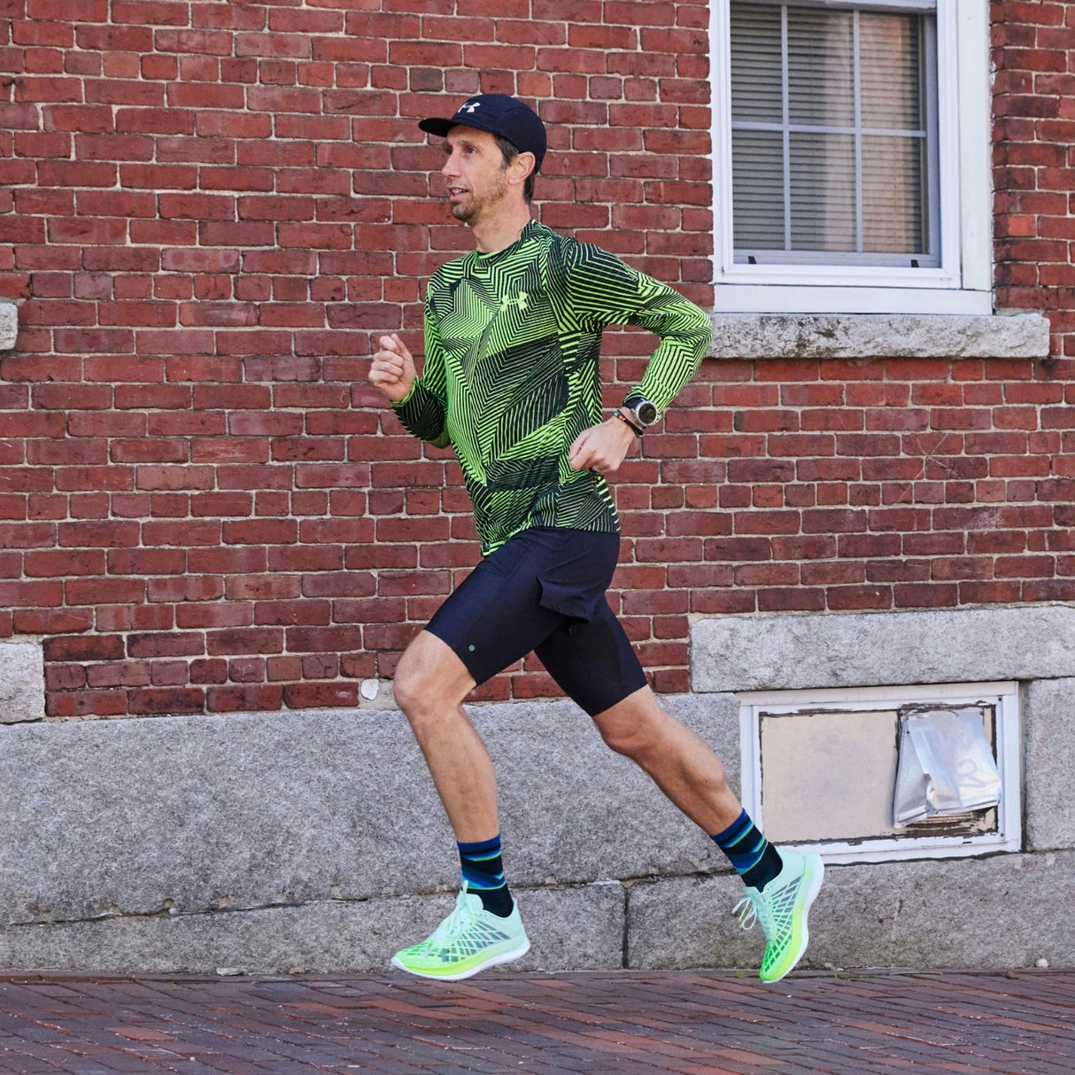 Darn Tough | 1056 Bolt | Micro Crew | Ultra-Lightweight | Cushion | Heren | Trailrunsokken | Trail.nl