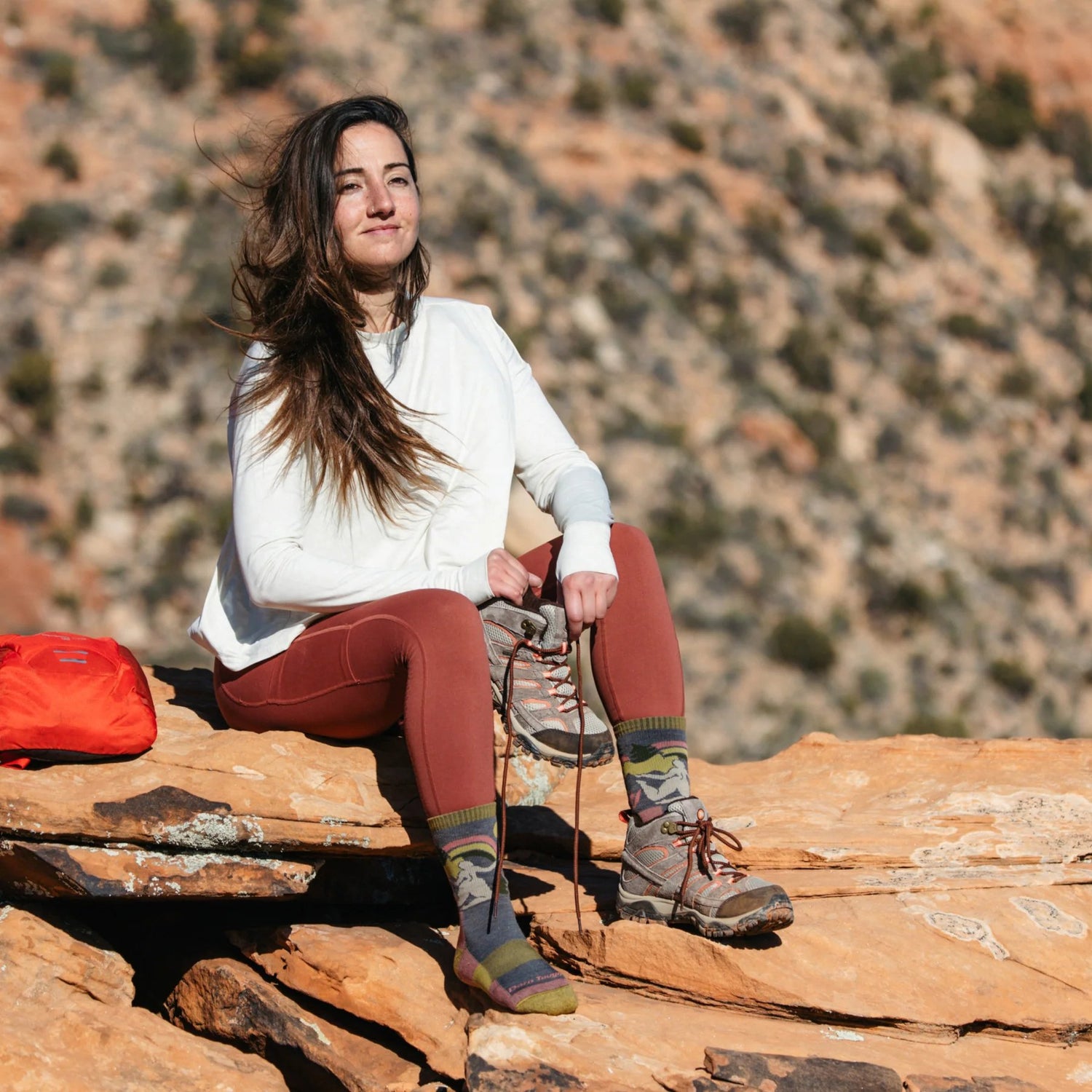 Darn Tough | 5016 Trailblazer | Micro Crew | Lightweight | Cushion | Dames | Wandelsokken | Trail.nl