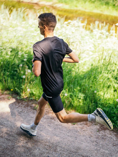 Fusion | C3 Short Tight Black | Unisex (SALE) | Trail.nl