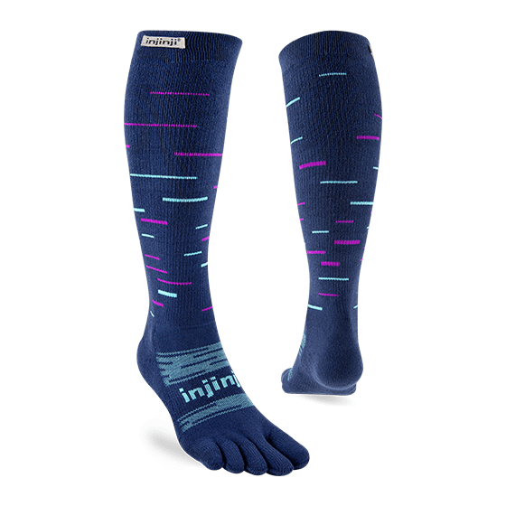 Injinji | Snow | Over the Calf | Midweight Padded | Teensokken - Trail.nl