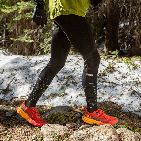 Injinji | Snow | Over the Calf | Midweight Padded | Teensokken - Trail.nl