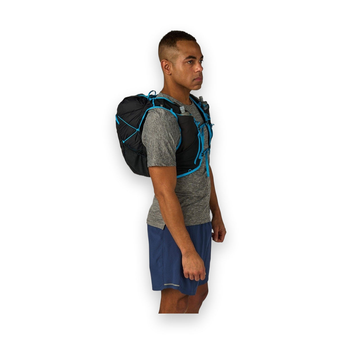 Ultimate Direction Adventure Vest (17 Liter) | Trail.nl