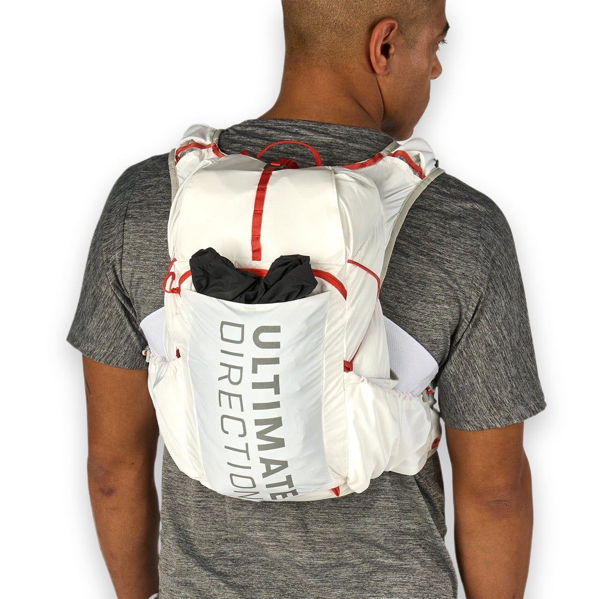 Ultimate Direction Adventure Vest (17 Liter) | Trail.nl