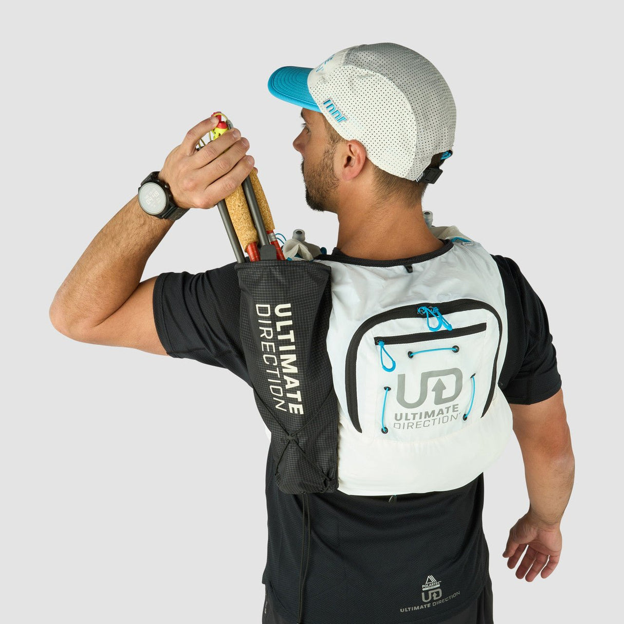 Ultimate Direction | Quiver | Stokkenzak | Trail.nl