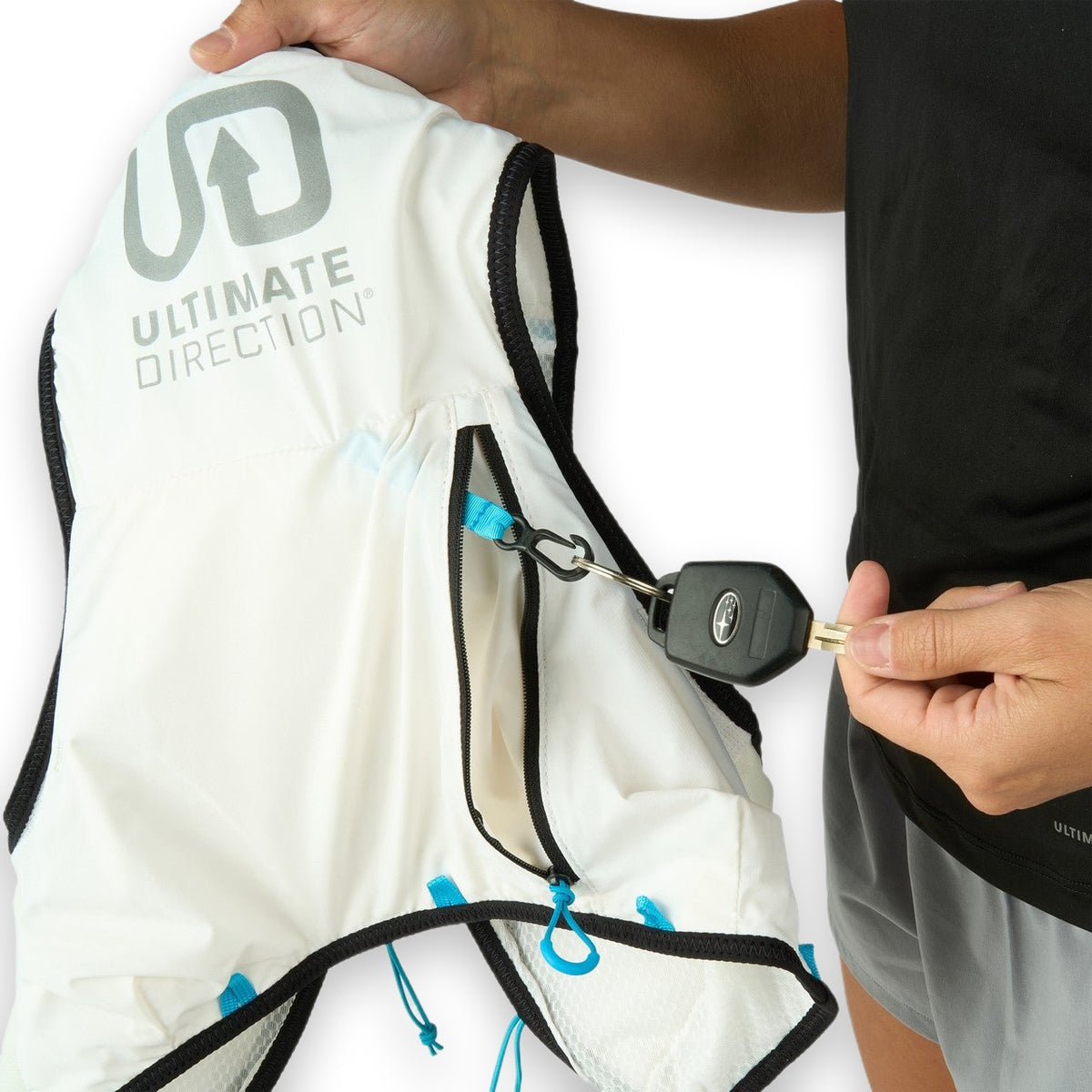 Ultimate Direction | Race Vest 6 | 6 Liter | Unisex | +2 Soft Flasks - Trail.nl