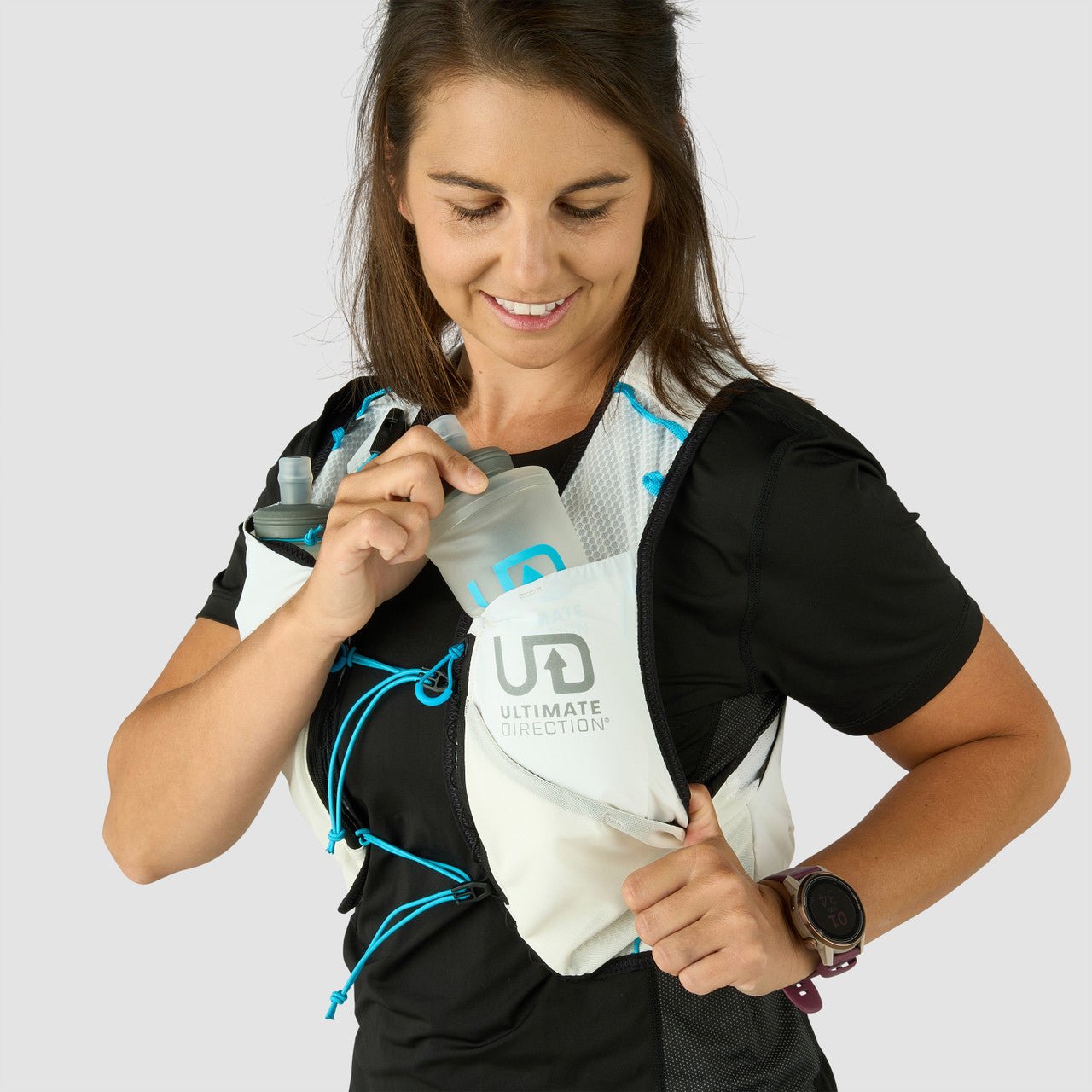 Ultimate Direction | Race Vest 6 | 6 Liter | Unisex | +2 Soft Flasks | Trail.nl