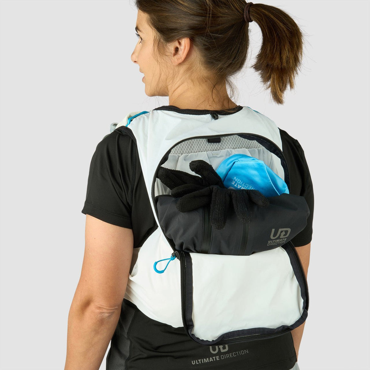 Ultimate Direction | Ultra Vest 12 | 12 Liter | Unisex | +2 Soft Flasks | Trail.nl