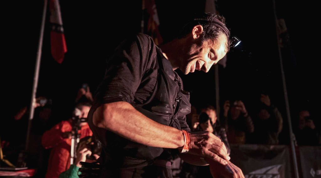 🌙 Veilig trainen in het donker: zo word je écht goed zichtbaar - Trail.nl