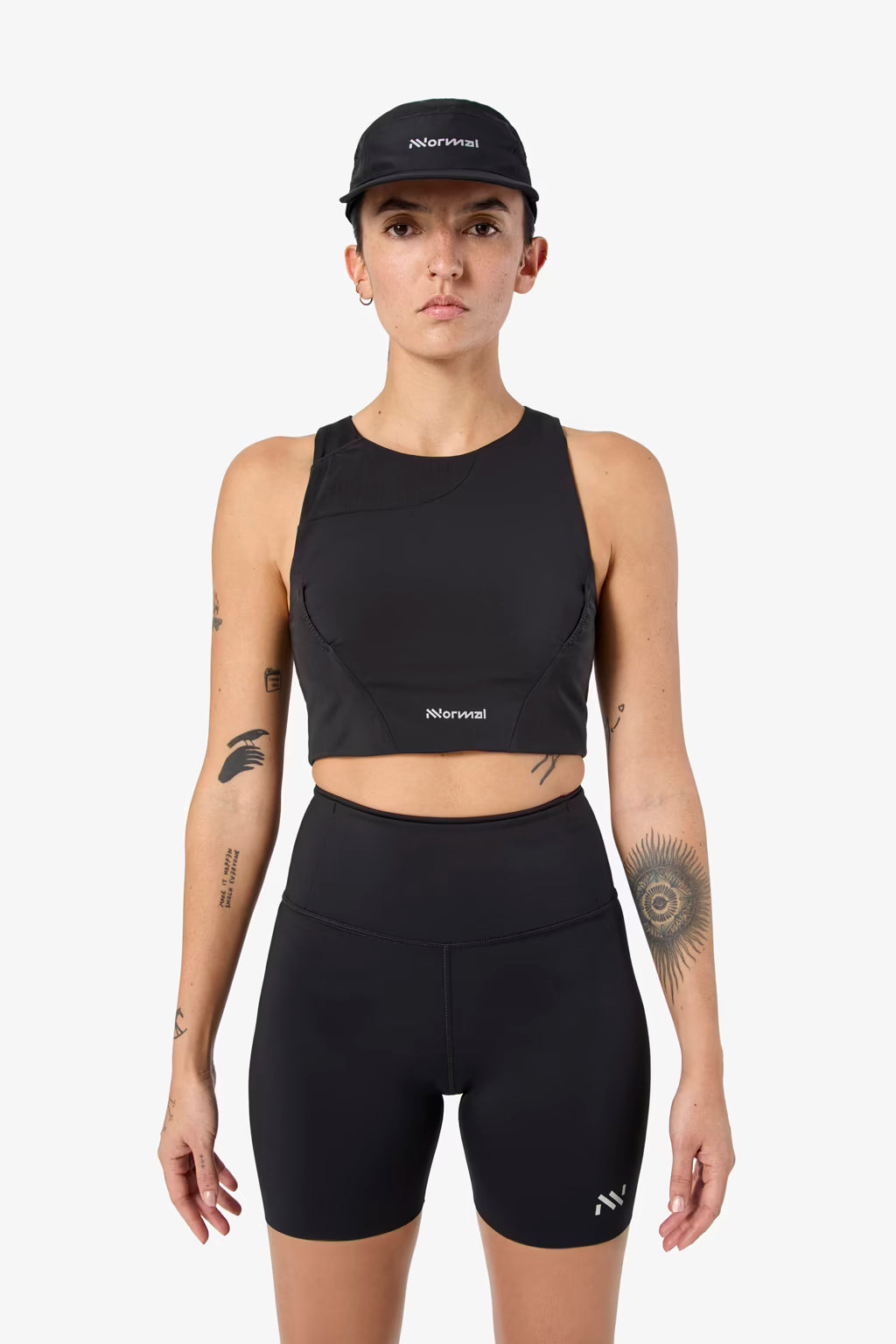 NNormal Trail Crop Top 02