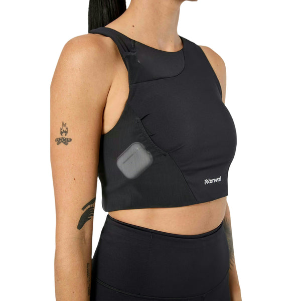 NNormal Trail Crop Top 02