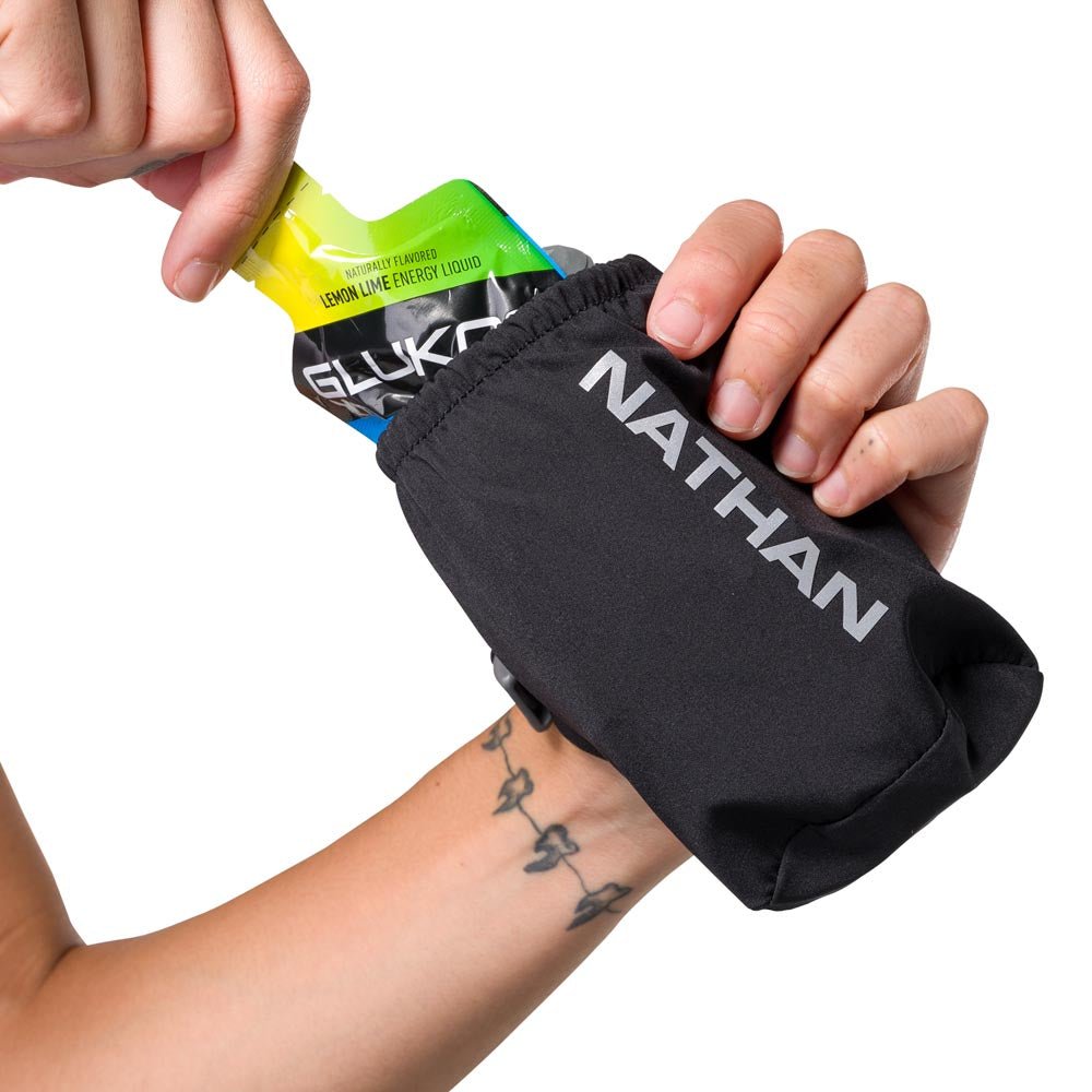 Nathan Pinnacle 18 oz Handheld