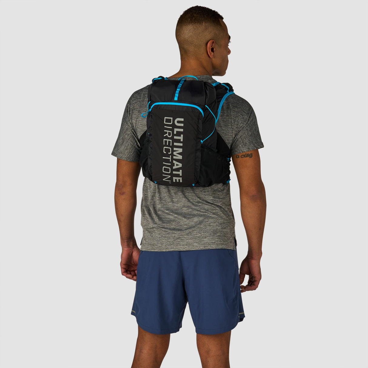 Ultimate Direction Adventure Vest (17 Liter)