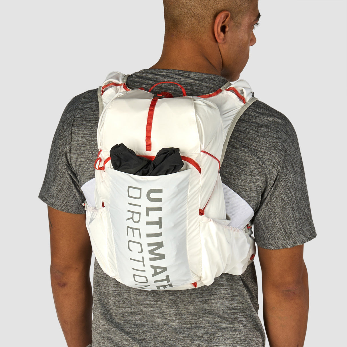 Ultimate Direction Adventure Vest (17 Liter)