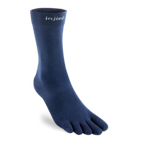 Injinji Everyday Crew Lightweight in donkerblauw – zijaanzicht van de teensok