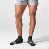 Feetures | Elite Ultra Light Quarter V2 | Hardloopsokken | Unisex | Trail.nl