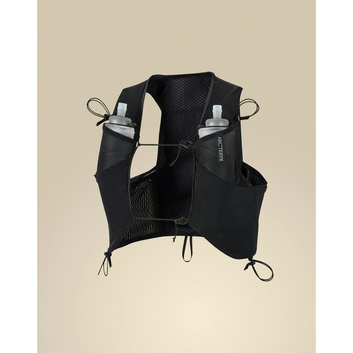 Arc'teryx Norvan 7 Vest Heren | Trail.nl