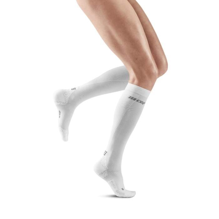 CEP | Ultralight Socks Tall V3 | Ultra Compressiekousen | Dames | Trail.nl