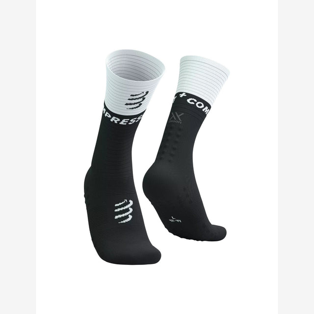 Compressport Mid Compression Socks V2.0 | Trail.nl