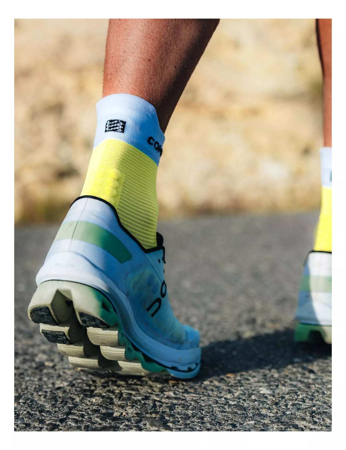 Compressport | Pro Racing Socks Run V4.0 High | Hardloopsokken | Trail.nl