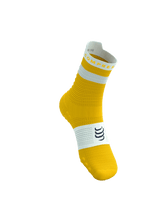 Compressport | Pro Racing Socks Run V4.0 High | Hardloopsokken - Trail.nl