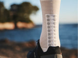 Compressport | Pro Racing Socks Run V4.0 High | Hardloopsokken | Trail.nl