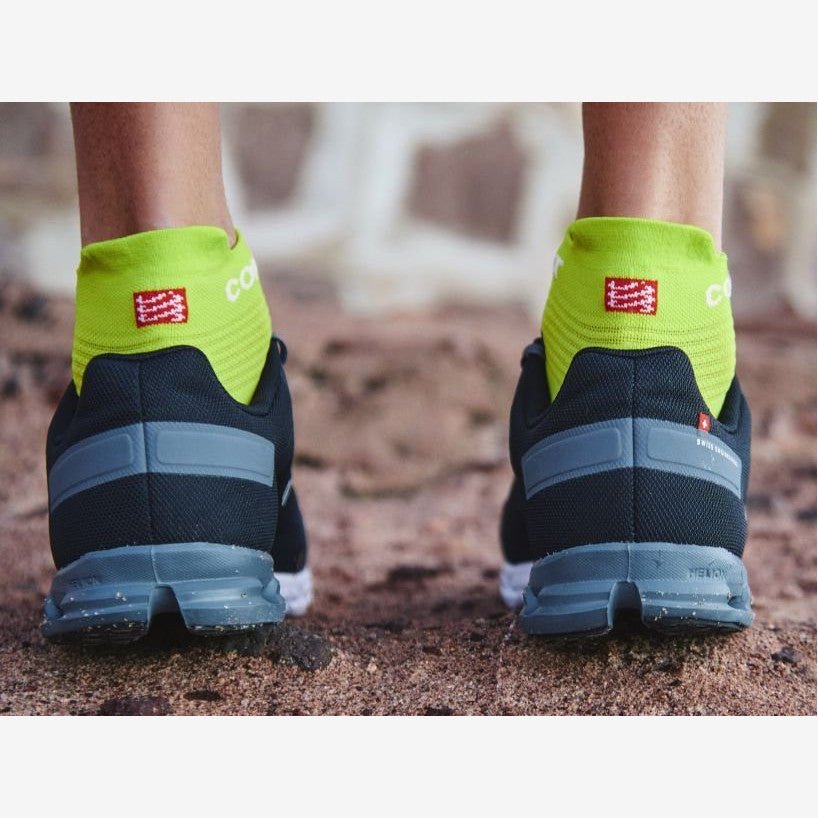 Compressport Pro Racing Socks Run V4.0 Low | Trail.nl