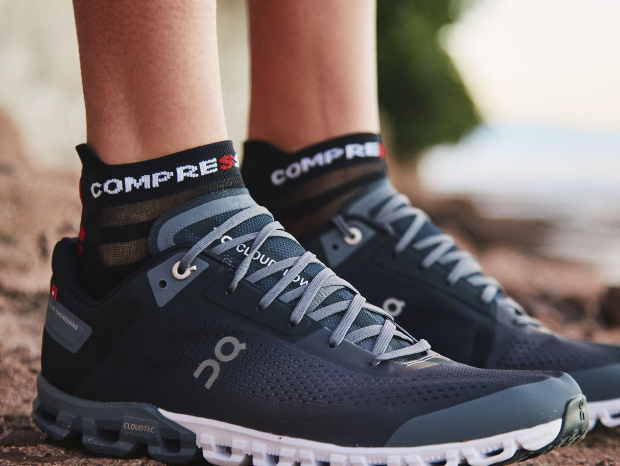 Compressport | Pro Racing Socks Run V4.0 Ultralight Low | Hardloopsokken | Trail.nl