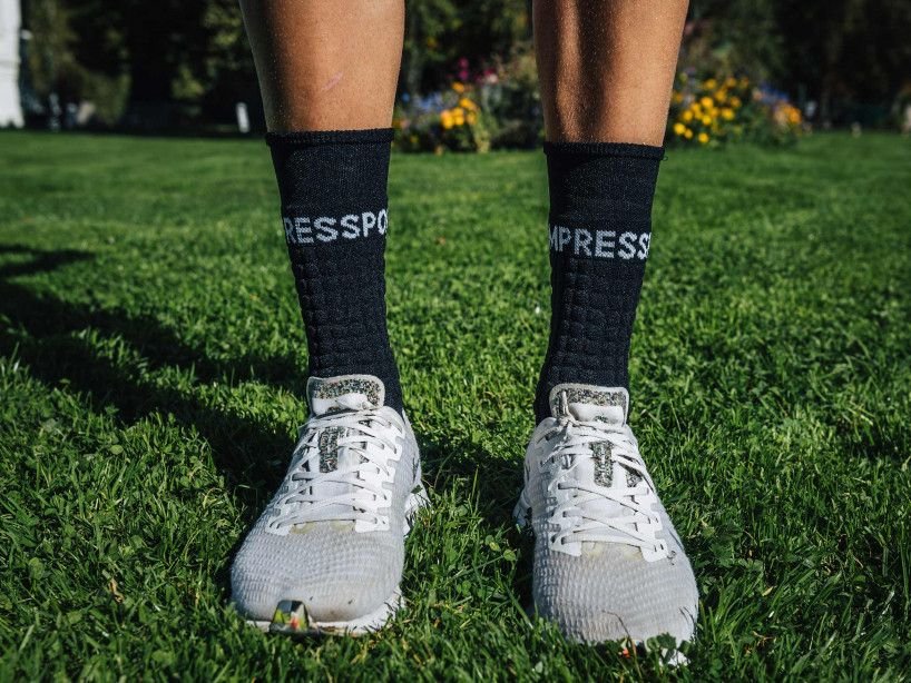 Compressport | Pro Racing Socks Winter Run | Hardloopsokken | Trail.nl