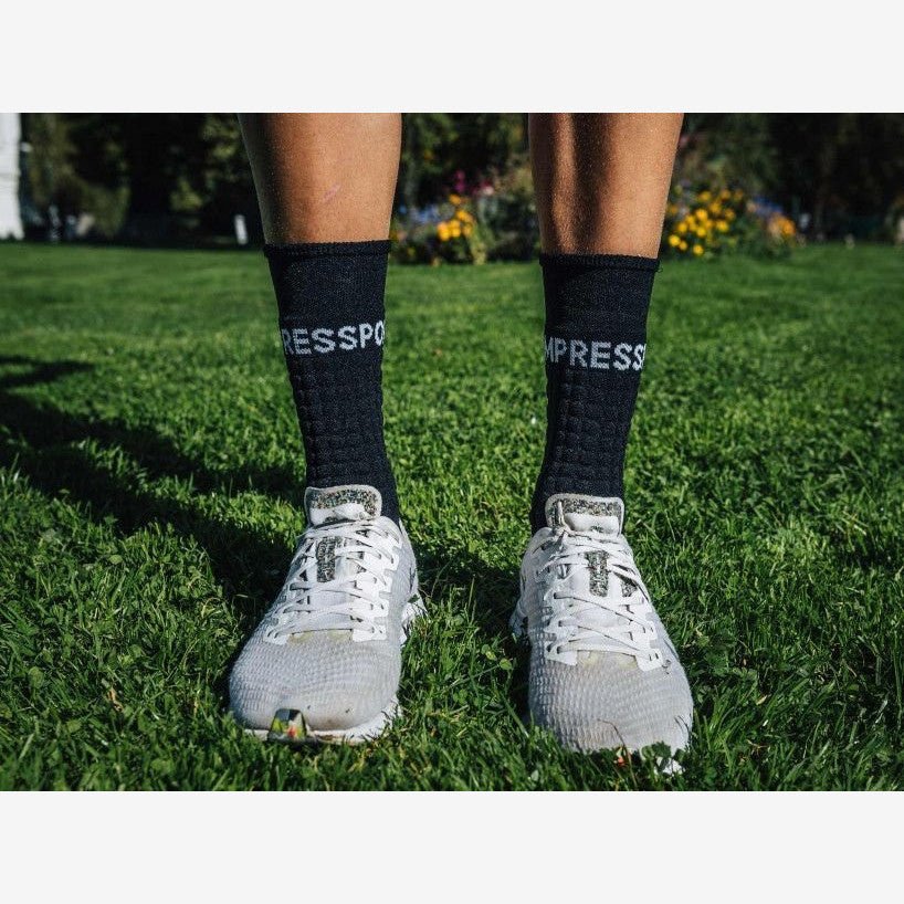 Compressport Pro Racing Socks Winter Trail | Trail.nl
