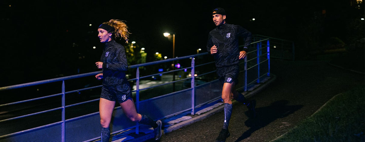 Compressport | R2 3.0 Aurora Calf Sleeves | Compressietubes | Reflectie - Trail.nl