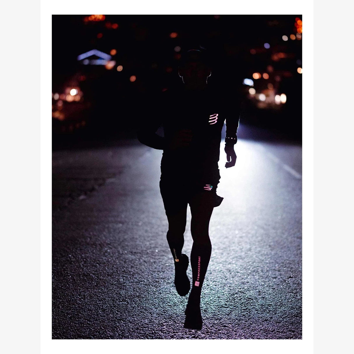 Compressport R2 3.0 Aurora Calf Sleeves (reflective) | Trail.nl