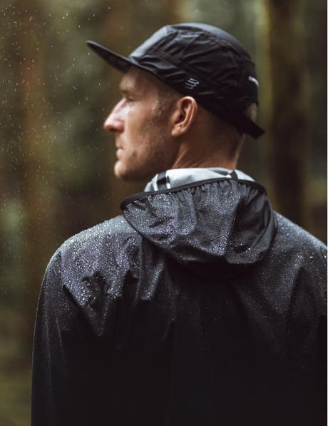 Compressport | Thunderstorm Waterproof 25/75 Jacket | Regenjas | Unisex - Trail.nl