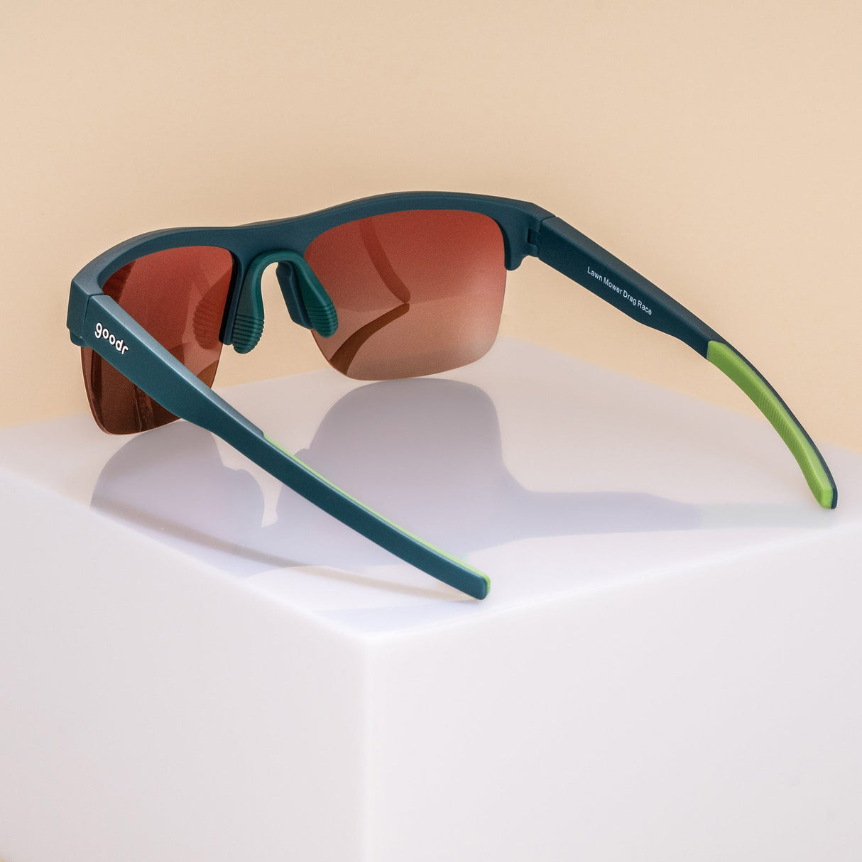 GoodR | Flex G | Lawn Mower Drag Race | Running Glasses | Trail.nl