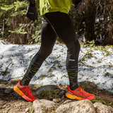 Injinji | Snow | Over the Calf | Midweight Padded | Teensokken - Trail.nl