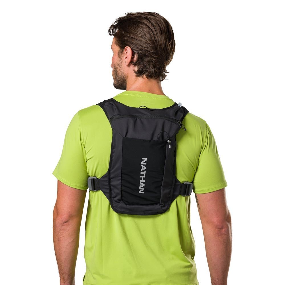 Nathan QuickStart 3.0 Rugzak met 4L en Bladder – Trail.nl