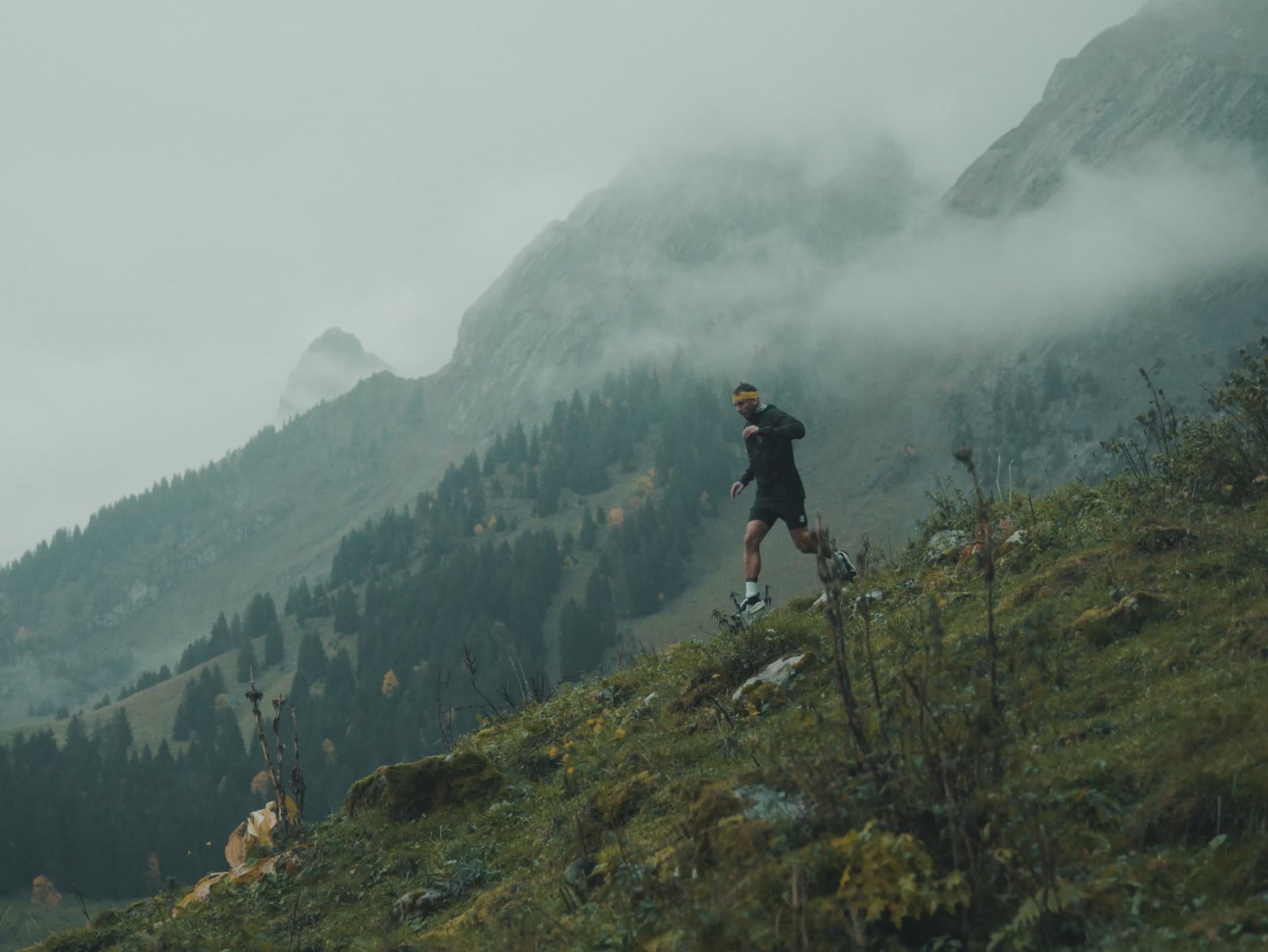 Compressport | Thunderstorm Waterproof Jacket | Regenjas | Trail.nl