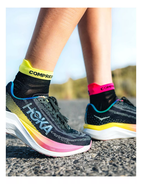 Compressport | Pro Racing Socks Run V4.0 Ultralight Low | Hardloopsokken | Trail.nl