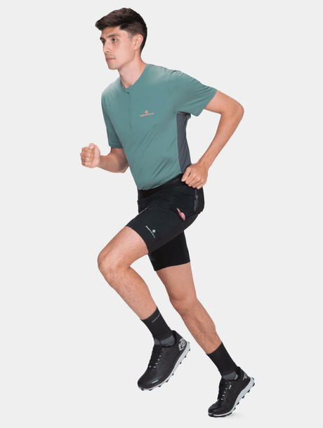Ronhill | Tech All-Terrain Stretch 8" Short | Heren | Trail.nl