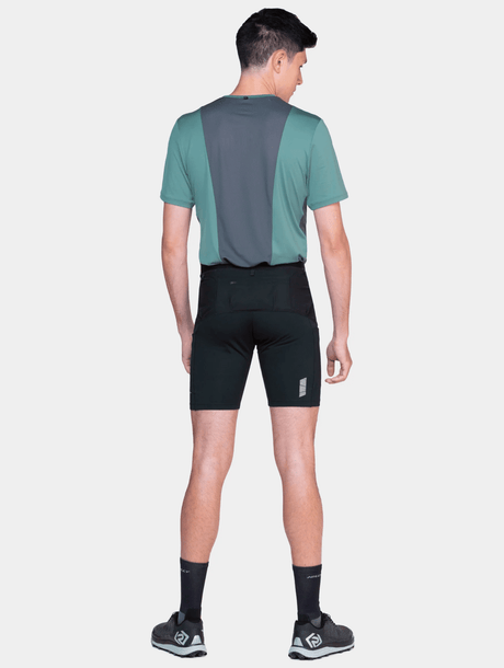 Ronhill | Tech All-Terrain Stretch 8" Short | Heren | Trail.nl