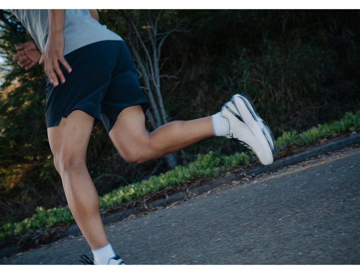 Topo Athletic | Atmos | Hardloopschoenen | Heren - Trail.nl