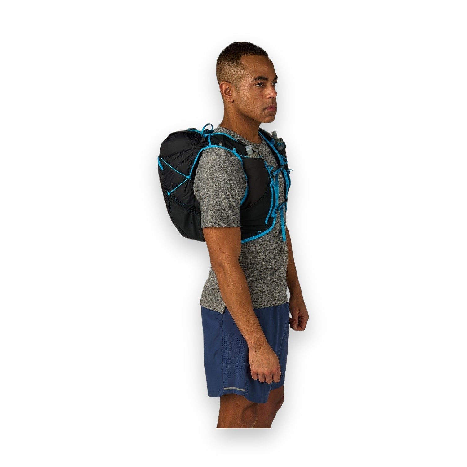 Ultimate Direction Adventure Vest Unisex 17L – Trail.nl