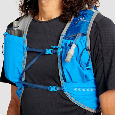 Ultimate Direction | Ultra Vest 6.0 | 10 Liter | Hardlooprugzak | Unisex | +2 Soft Flasks | Trail.nl