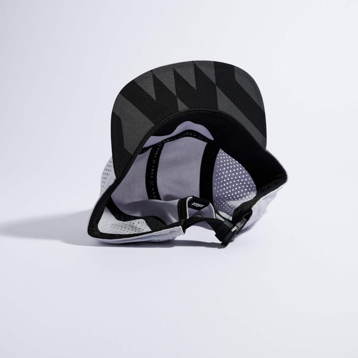 Våga | Feather Racing Cap | Hardloopcap - Trail.nl